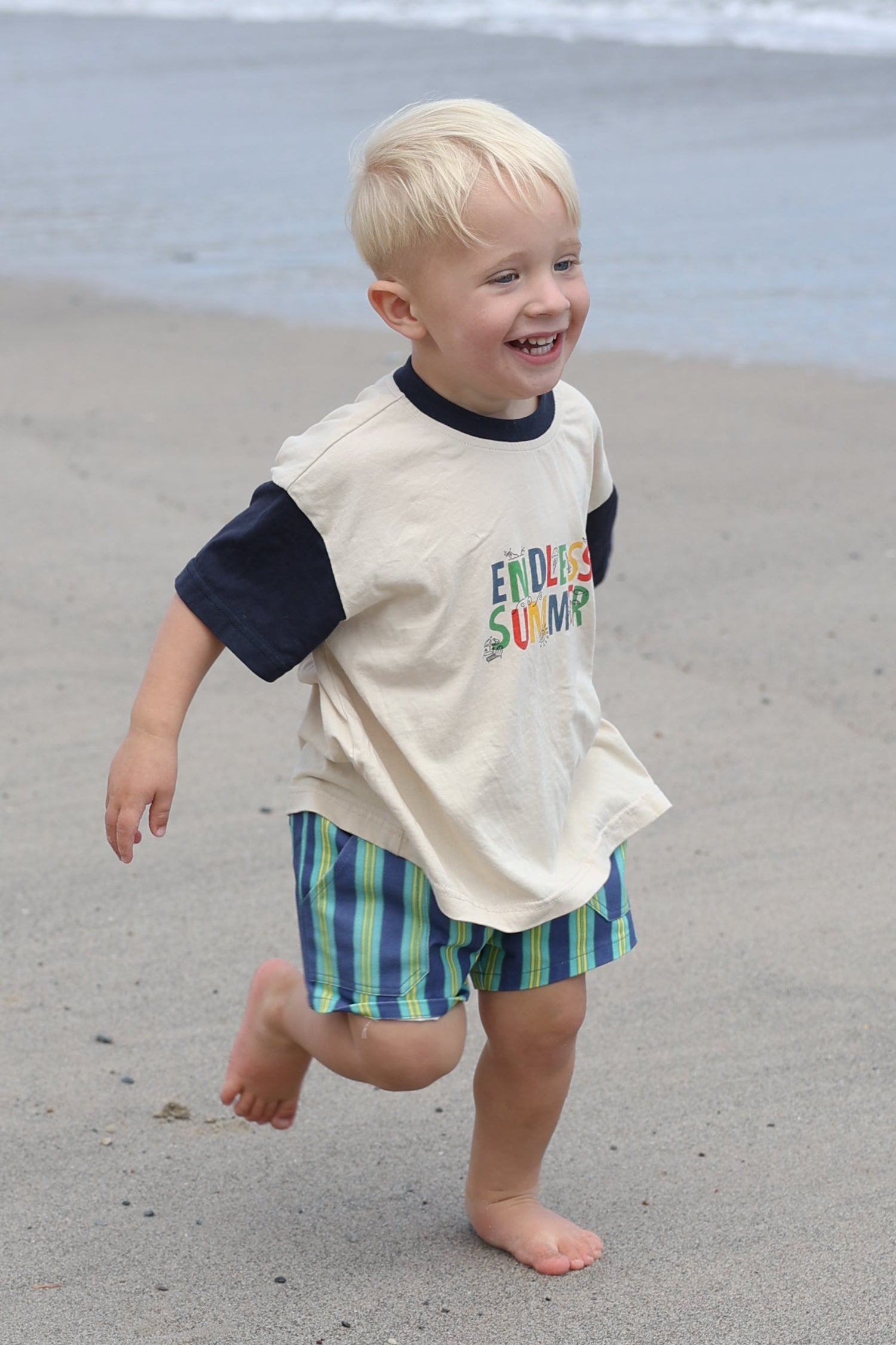 ENDLESS SUMMER OVERSIZED TEE